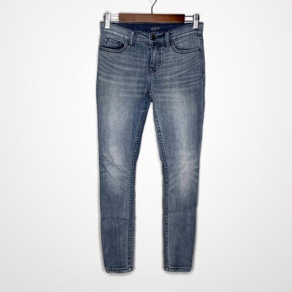 BDG Mid Rise Twig Grazer Jeans | 26 - Picture 1 of 4